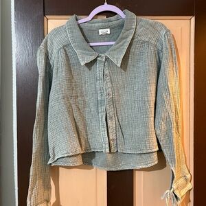 Le Lis Sage Green Casual Top